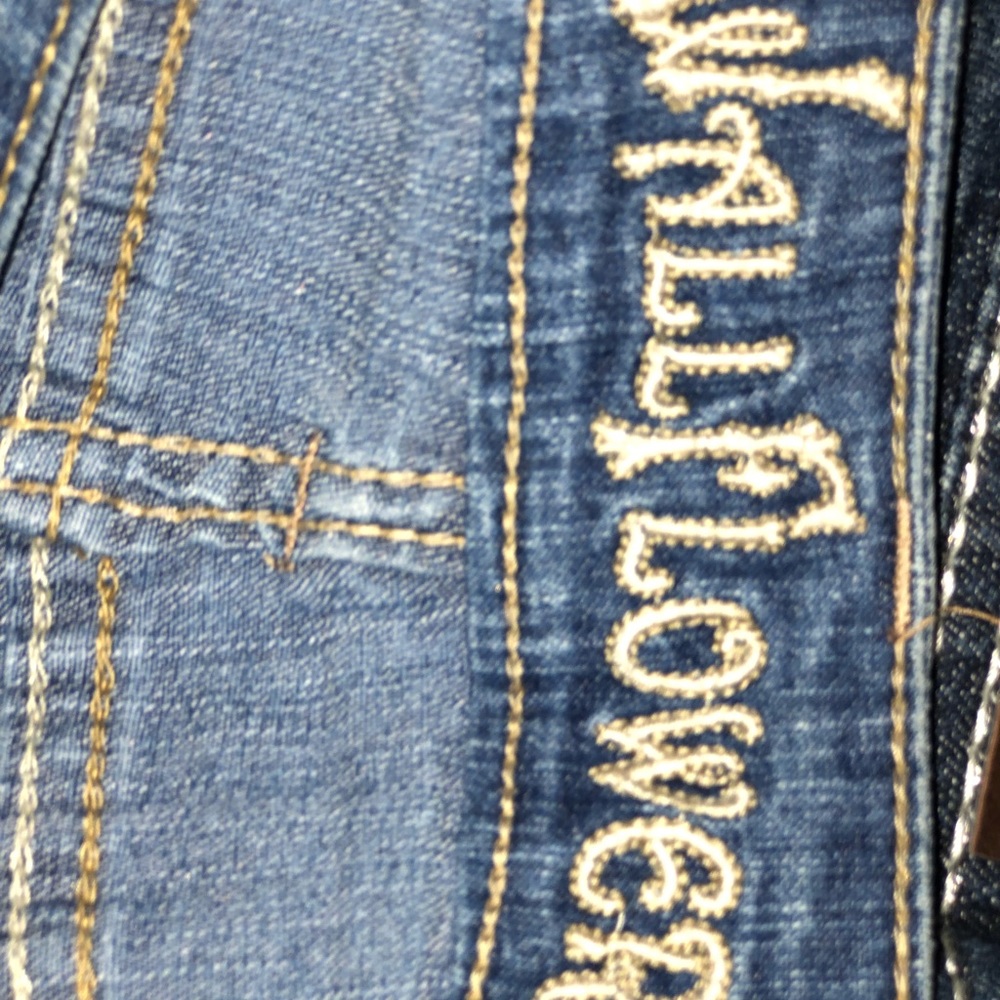 Wallflower Jean Shorts - Picture 3 of 6